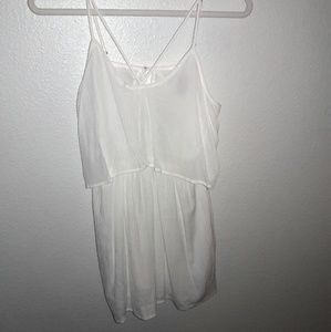 🌼Flowy White Mini Dress🌼